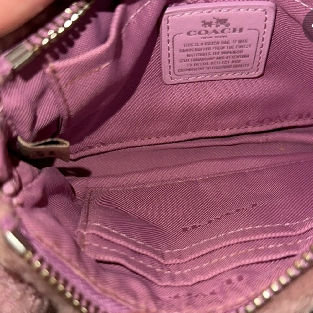 Coach Plush Pink Sherpa Wristlet NEVER USED - Picture 2 of 4